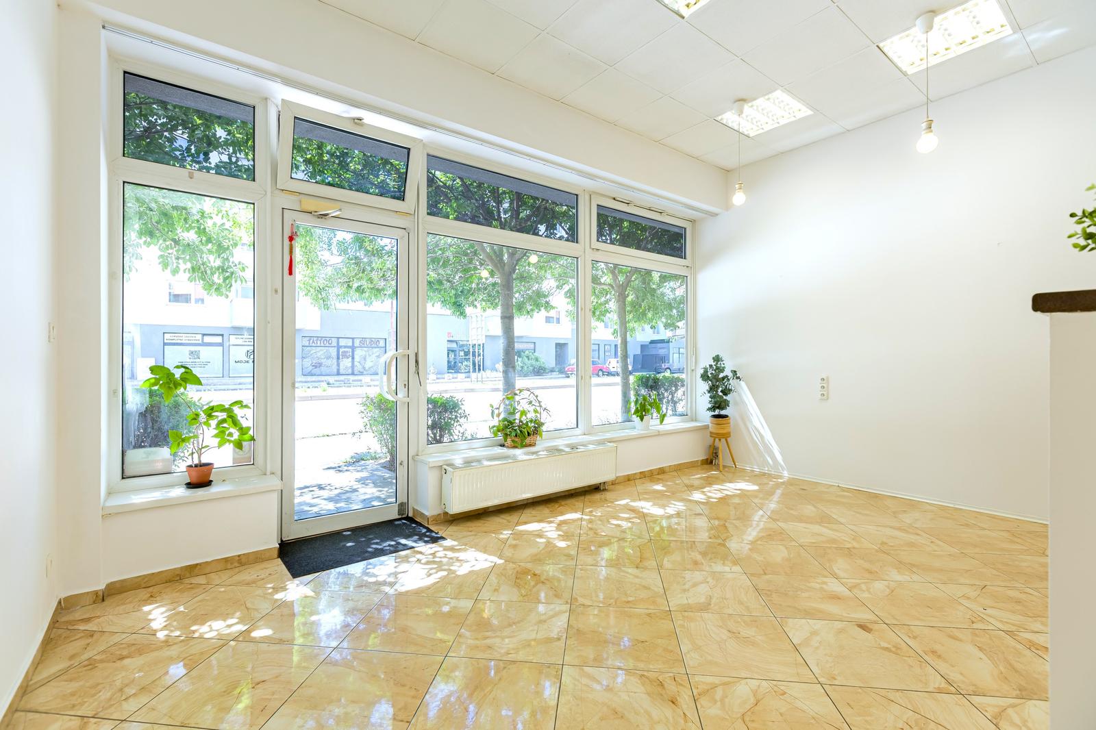 REZERVOVANÉ: Reprezentatívny klimatizovaný priestor 44 m² pre salón/kanceláriu, Kazanská ul. BAII – fotka 2