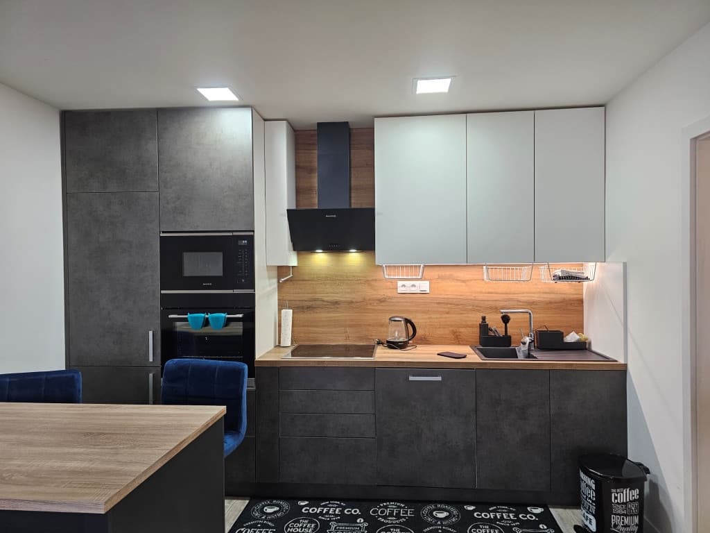 Komplet zrekonštruovaný byt 52 m2, ul. Karpatská Staré mesto, Kuzmányho