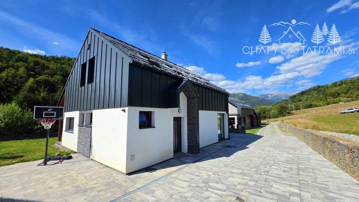 Moderná novostavba pod Chopkom - Nízke Tatry