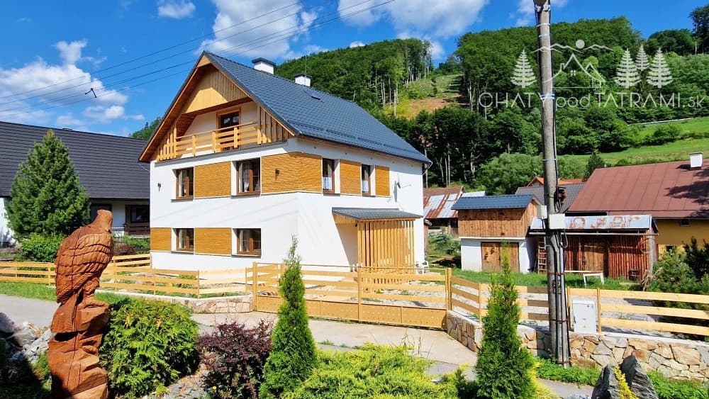 ZĽAVA Dom pre veľké skupiny, ktorý zarába Mýto – Nízke Tatry