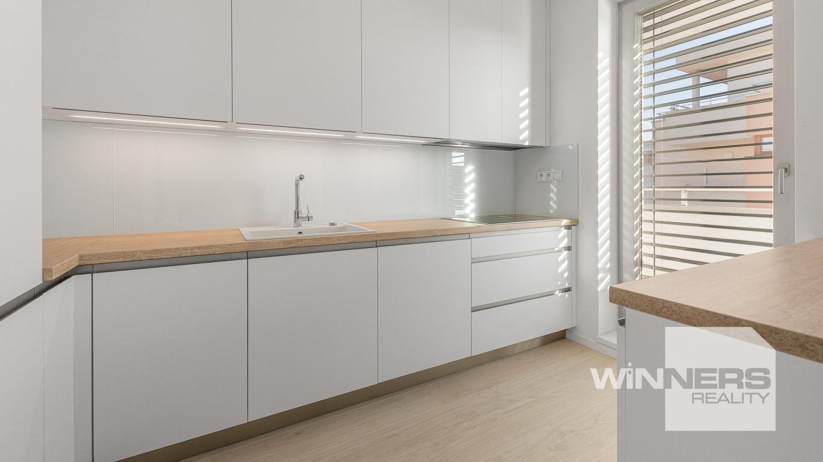 Predaj, novostavba, krásny 4-izbový byt v centre Piešťan, Nálepkova ulica, 154 m2, garážové státie
