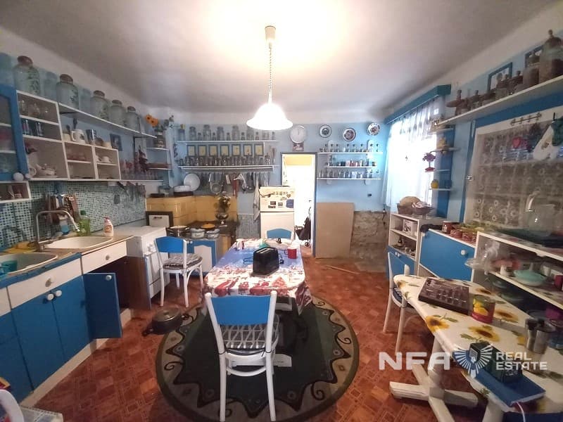 VIDIECKY DOM V MEDOVARCIACH S POZEMKOM 1 950 m² – fotka 2