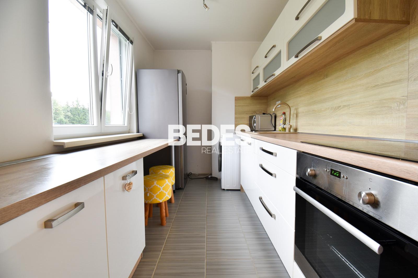 Prenájom – 2 izbový byt, 58m2, balkón, plne zariadený – fotka 2