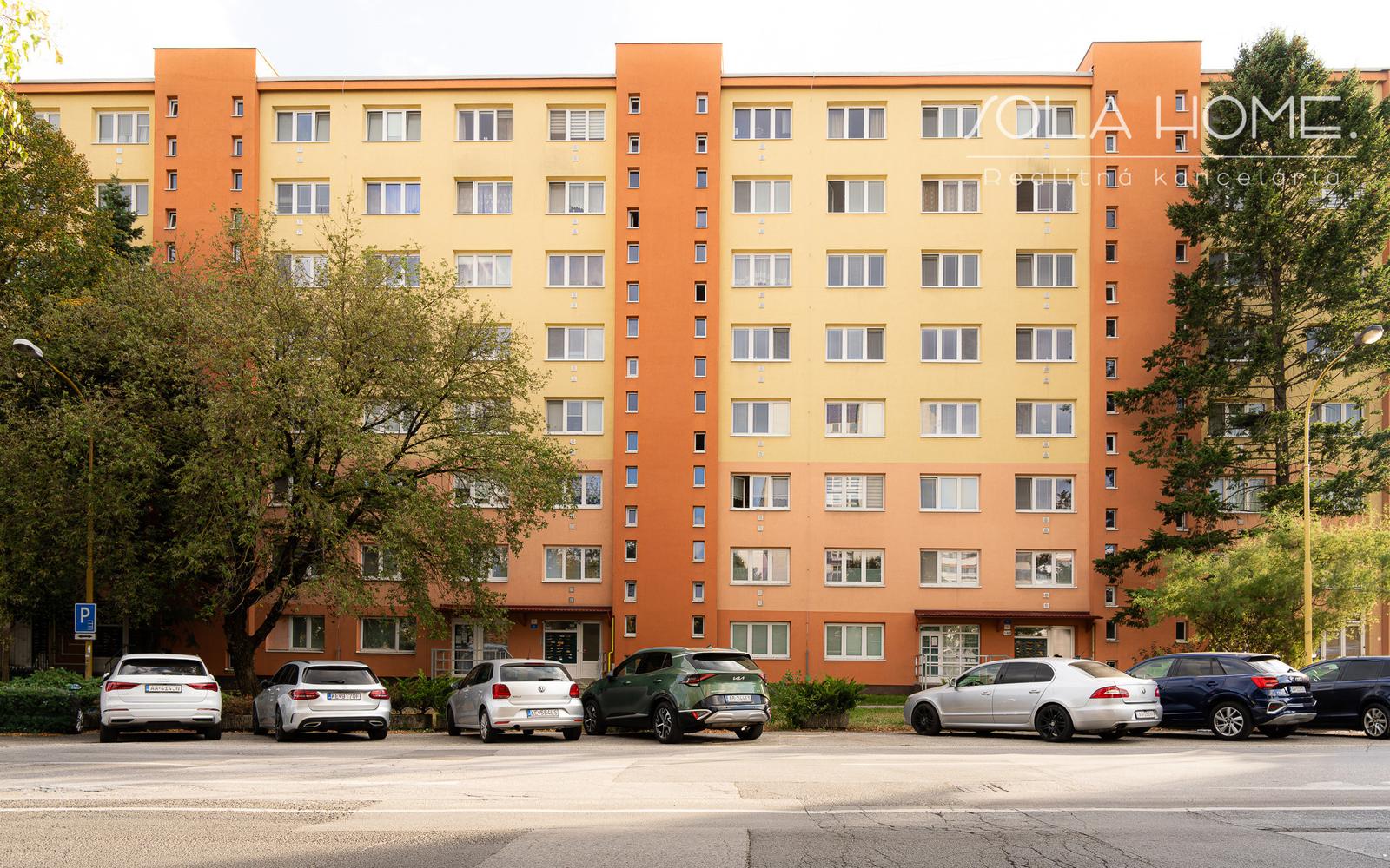 NA PREDAJ 3 IZBOVÝ BYT (65m2 + LOGGIA) VEDĽA NOVEJ NEMOCNICE | ONDAVSKÁ ULICA