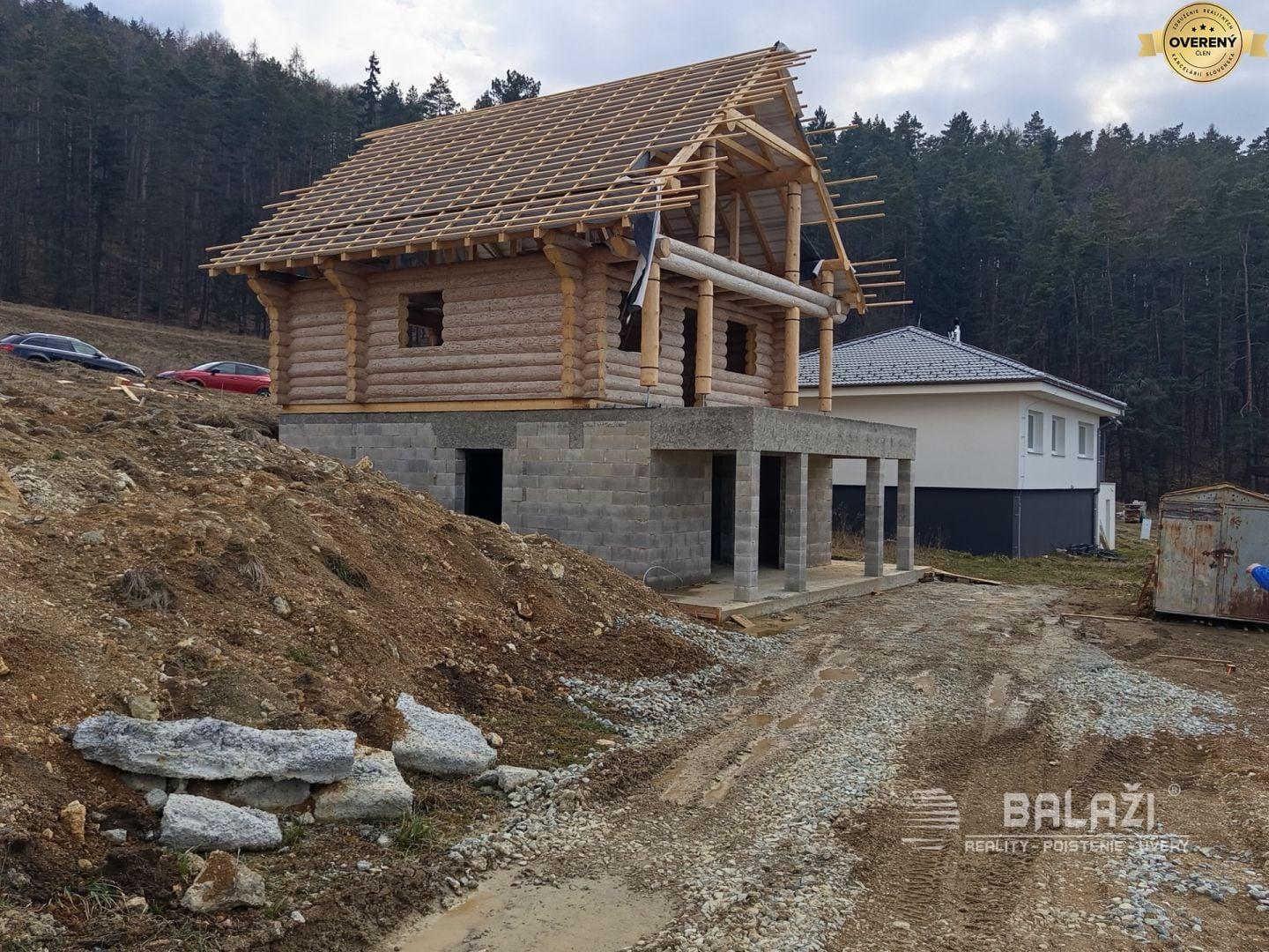 NA PREDAJ - Necpaly, zrubový dom ,takmer dokončený – fotka 2
