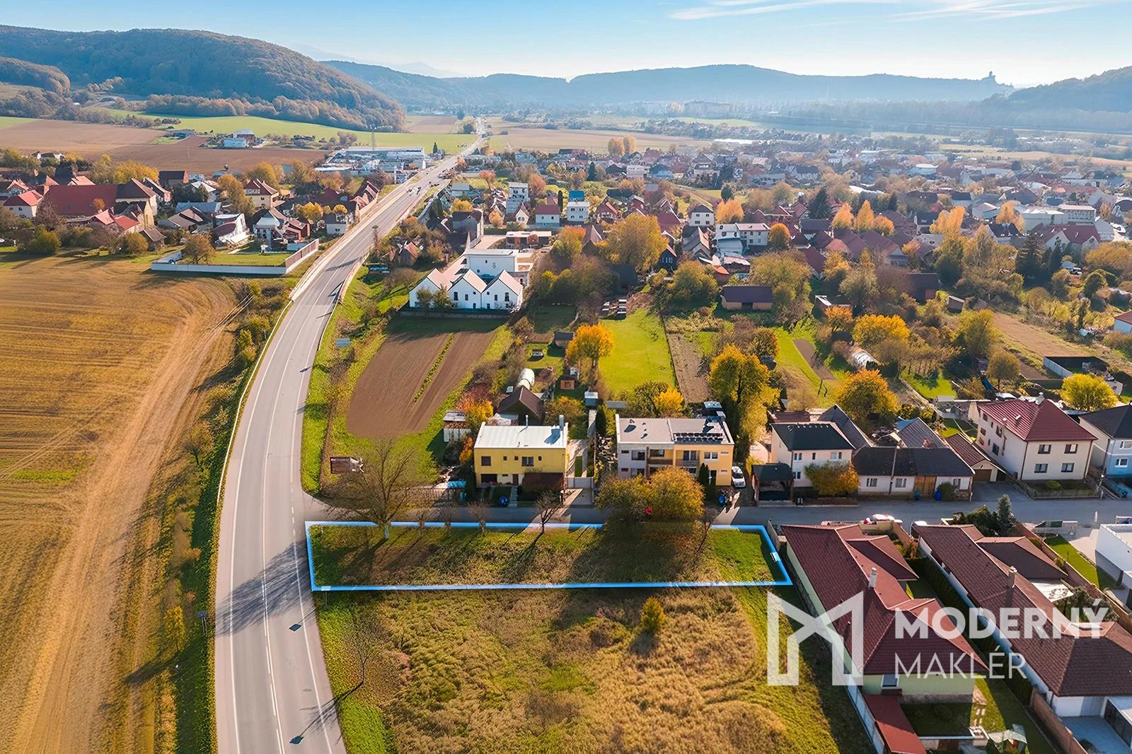 Na predaj pozemok v Trenčíne - Opatová nad Váhom – fotka 2