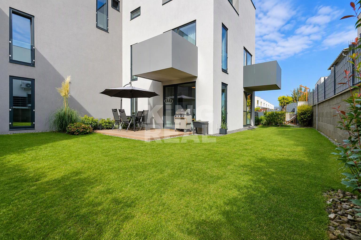 NA PREDAJ LUXUSNÝ 2 IZBOVÝ BYT S POZEMKOM 199m2 - PREŠOV – fotka 2
