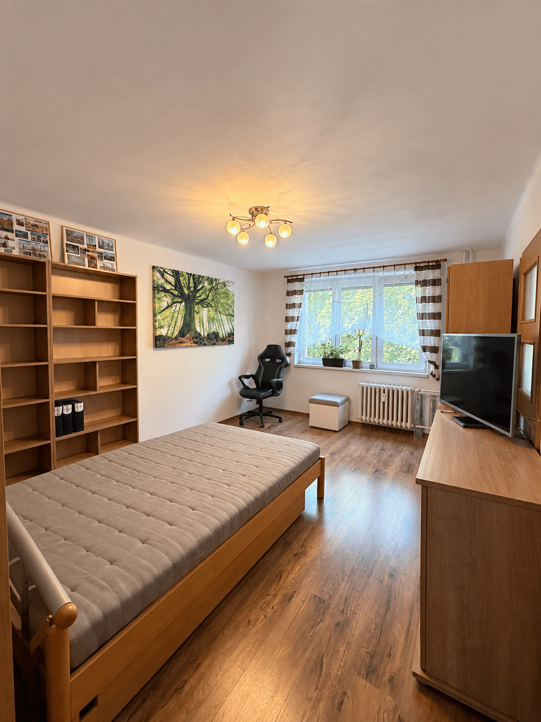 3-IZBOVÝ BYT - PRENÁJOM - J. Bottu až pre 5 osôb