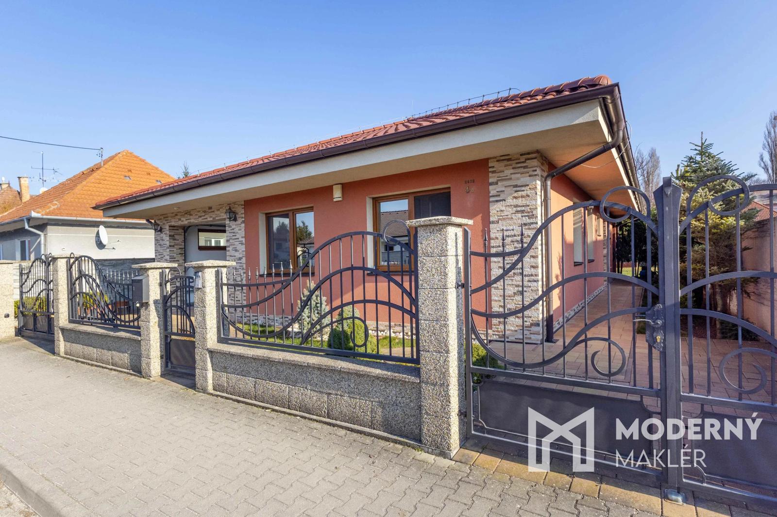 Na prenájom kompletne zariadený rodinný dom v Šamoríne