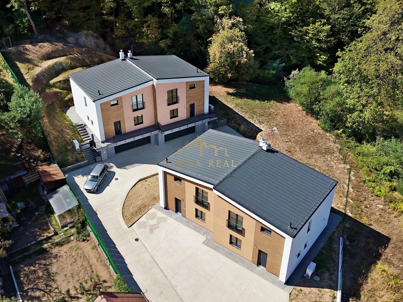 NOVÝ moderný 4-izb. DOM 132 m² pod lesom / Garáž 50 m² + Záhrada / Myslava - Pod Hrabinou – fotka 2