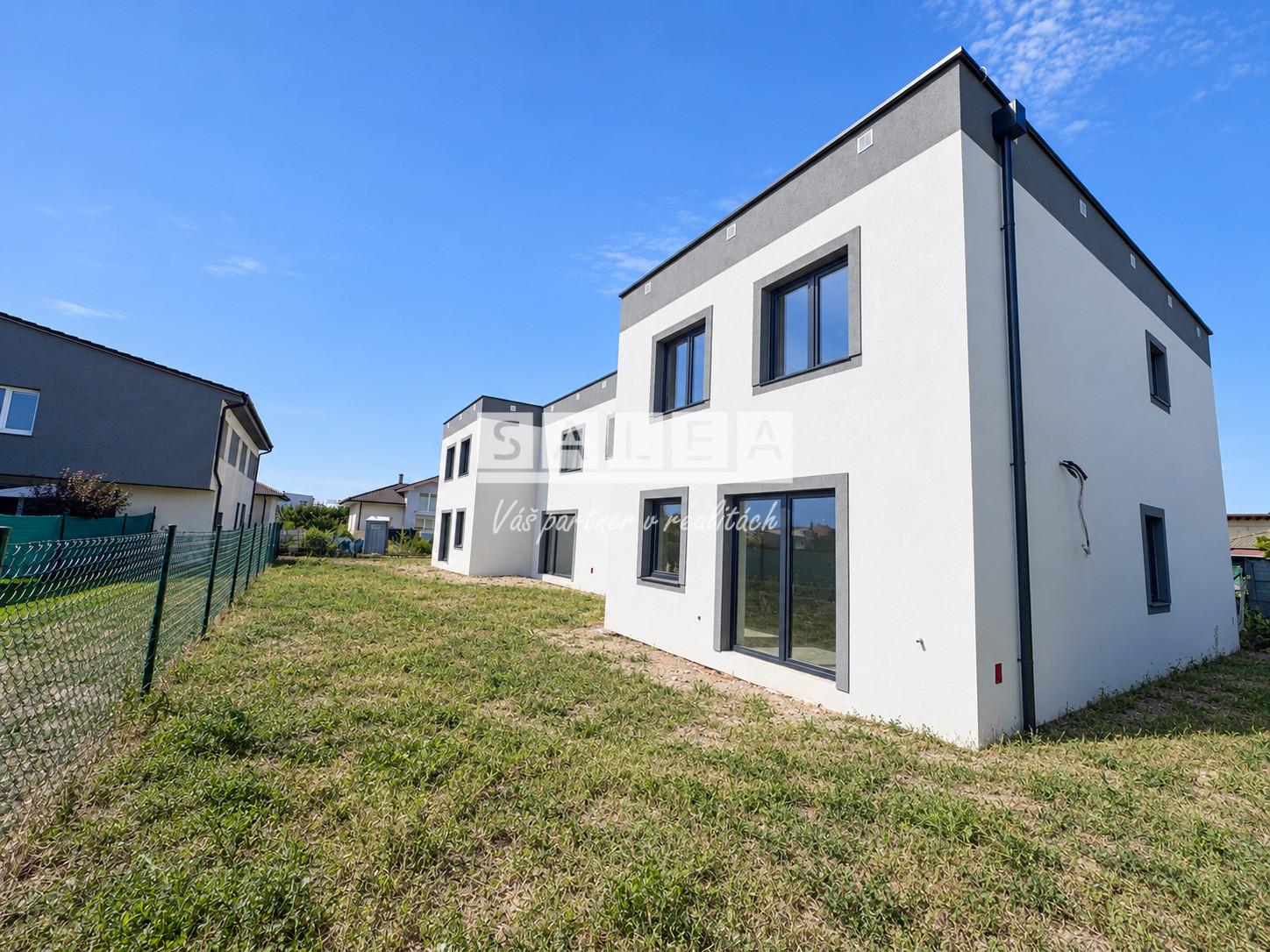 NOVOSTAVBA 4-izbového rodinného domu v MALINOVE | 119 m² | 3 PARKOVACIE MIESTA