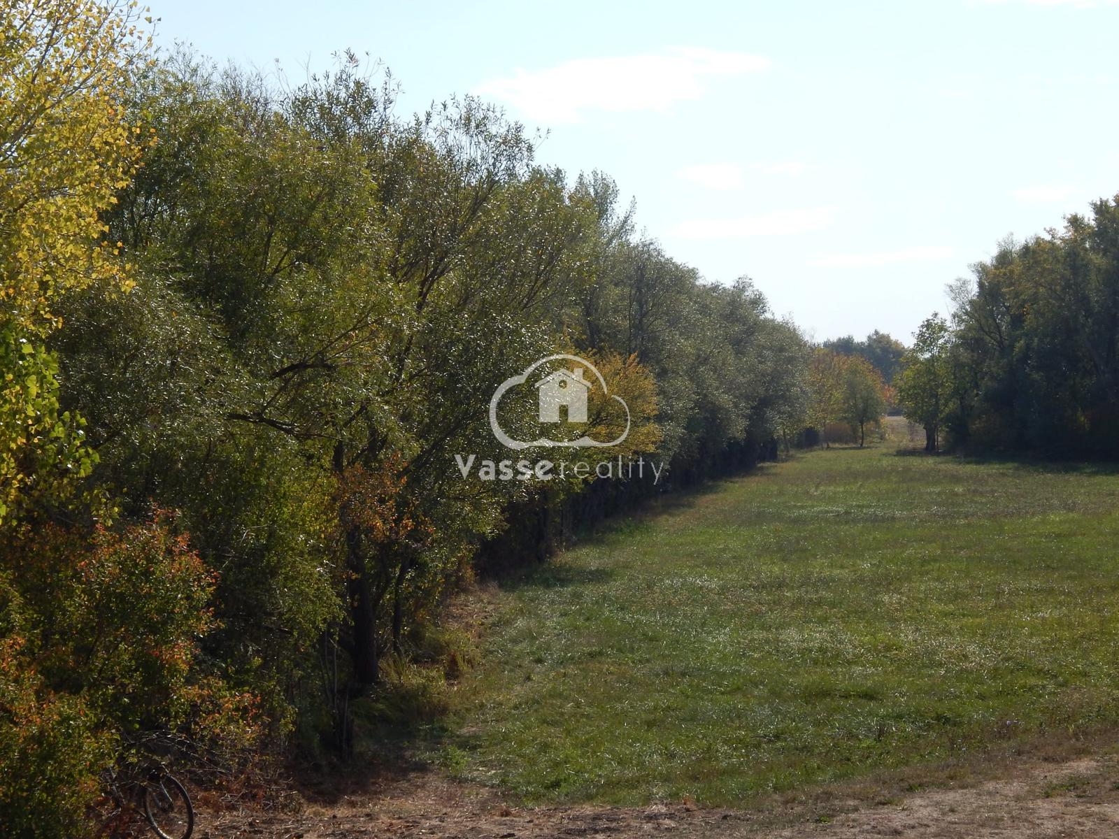 Pozemok s výmerou 511m2 v Martovciach-pri rieke Žitava.