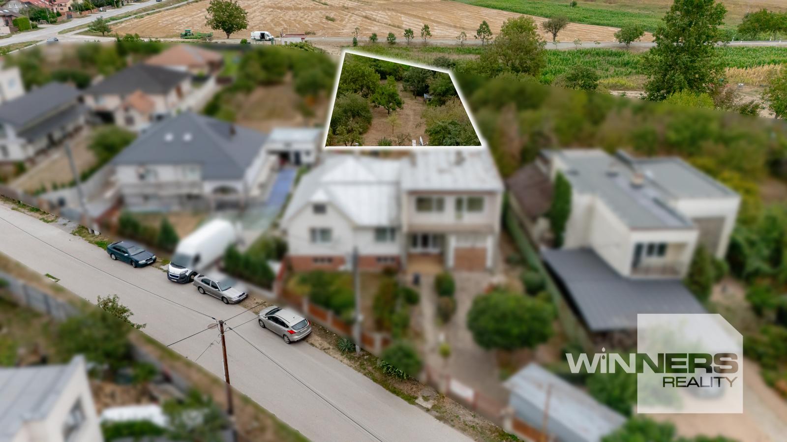 Na predaj investičný pozemok o výmere 960 m2, Čaňa, okres – Košice okolie