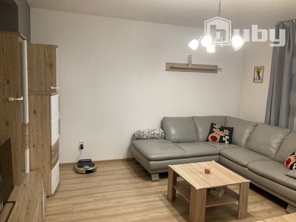 PREDAJ 3 IZB.BYT S PARKOVACÍM MIESTOM, POV.BYSTRICA, ZĽAVA! – fotka 2