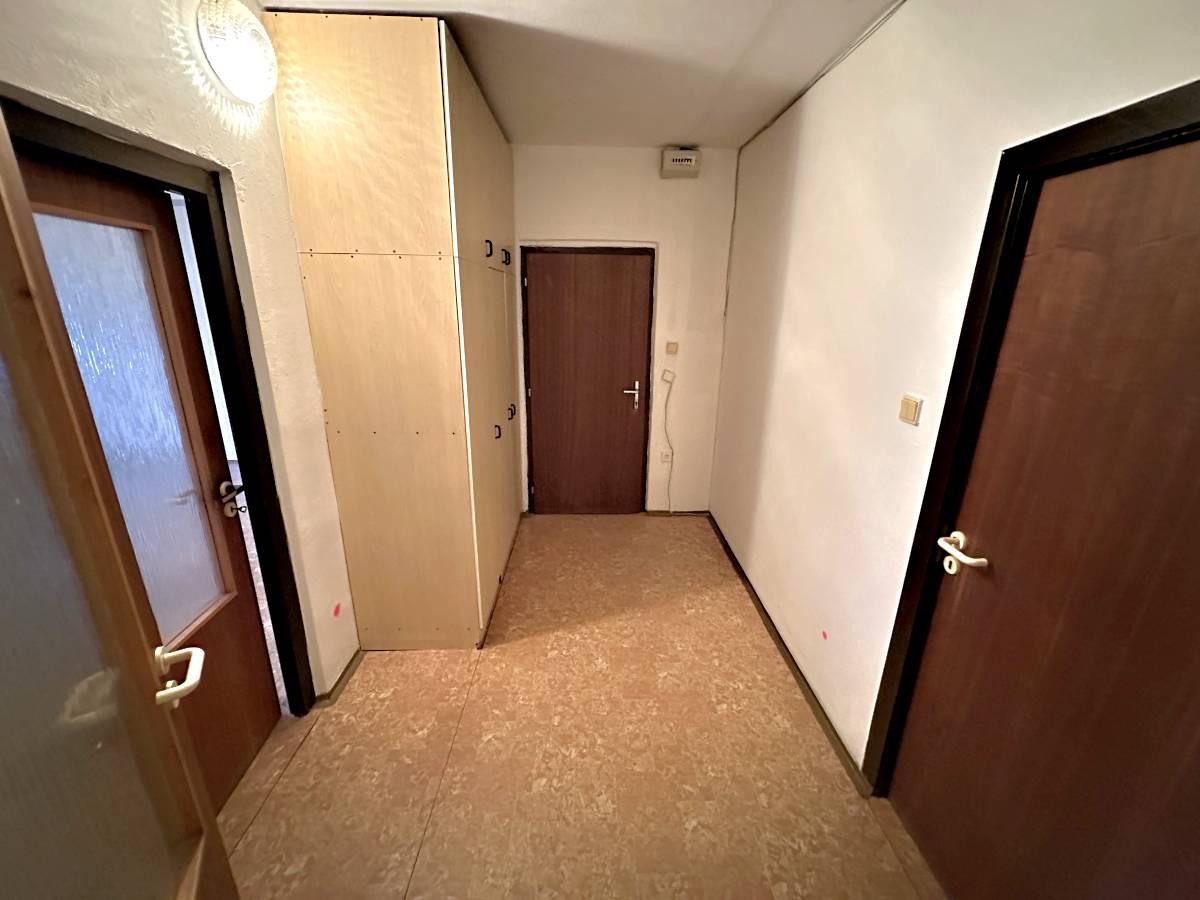 Priestranný 2-iz byt v Snine – 72 m² – fotka 2