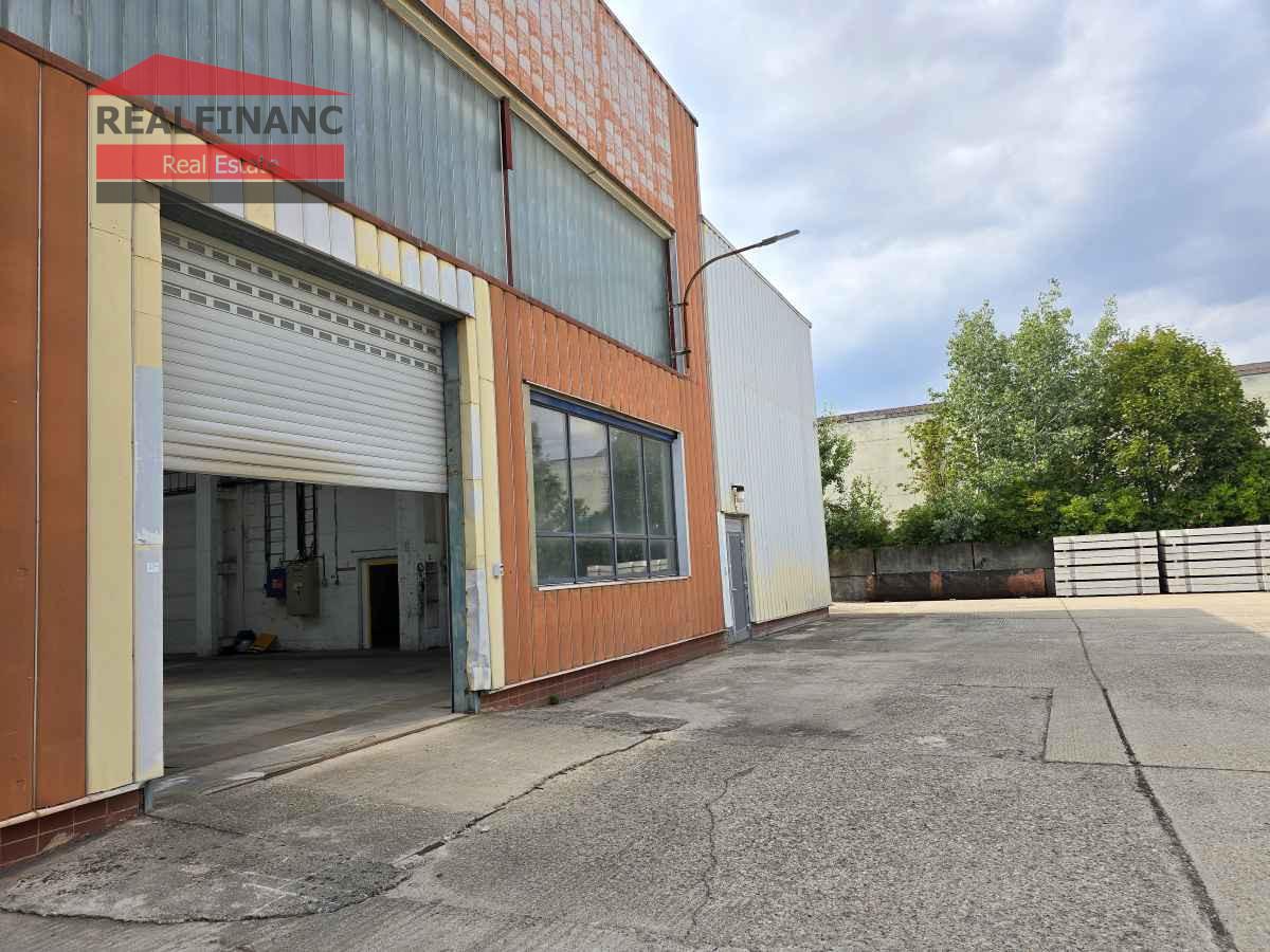 REALFINANC – 100% aktuálny! Prenájom pre výrobu alebo skladovanie priestory 643,7 m2, vzialený len 200 m od obchvatu na Chovateľskej ulici, Trnava.