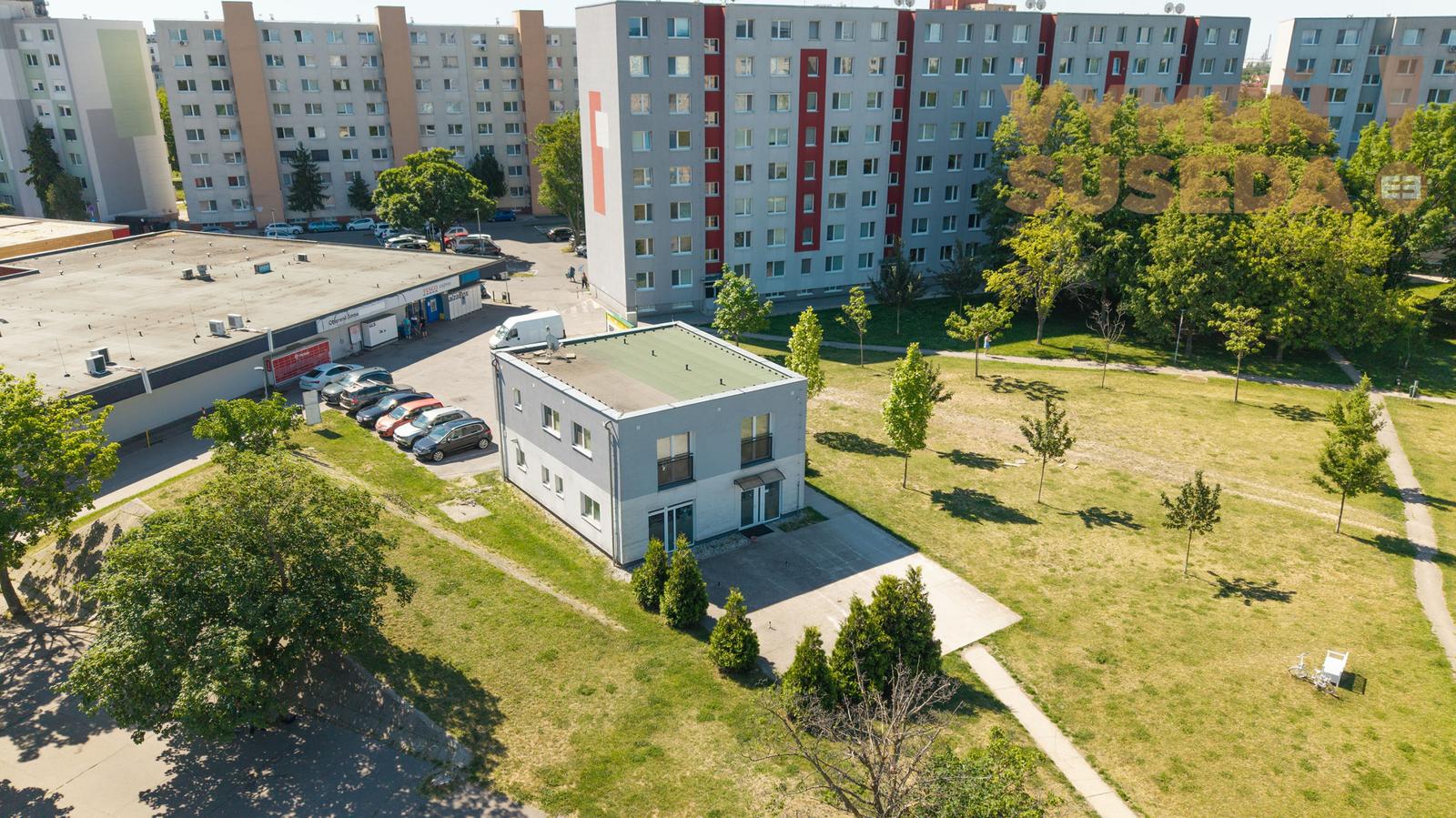 VYMEŇ SUSEDA! : Moderná polyfunkčná novostavba (366 m²) – BA II, Podunajské Biskupice.