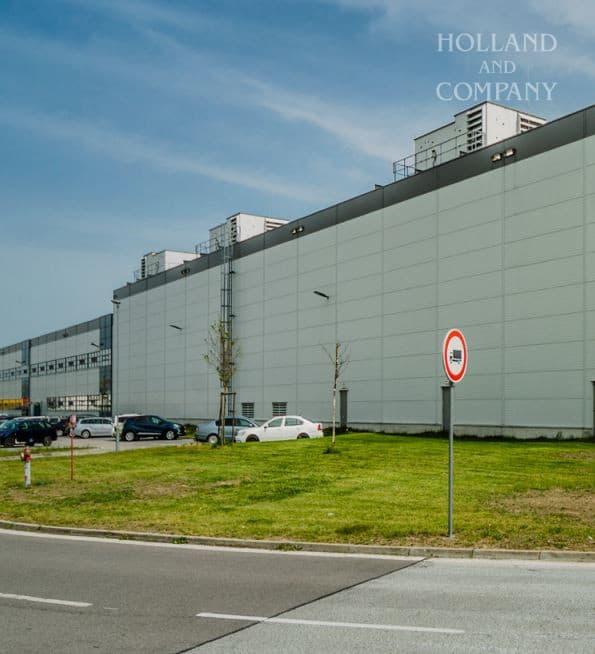 Skladová plocha Trenčín - 7000  m2