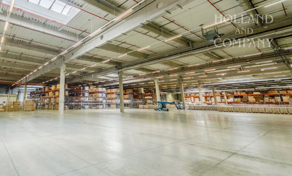 Skladová plocha Trenčín - 7000  m2 – fotka 2