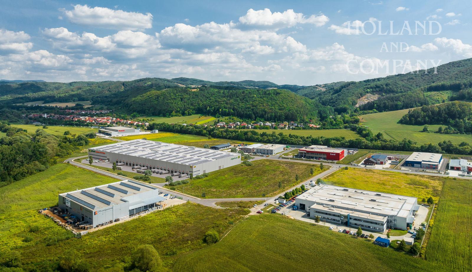 Skladový priestor na prenajom v Banskej Bystrici 5000 m2
