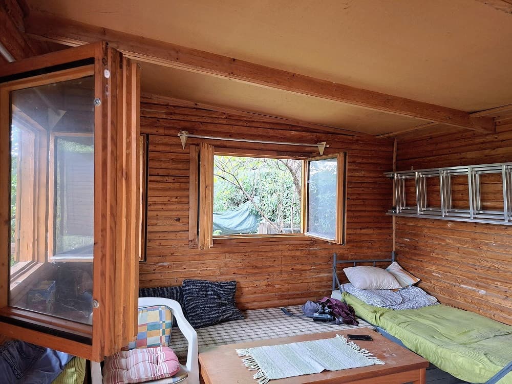 ZÁHRADA S CHATKOU VHODNÁ NA RELAX, AJ PESTOVANIE OVOCIA A ZELENINY, 4 ÁRE, PODUNAJSKÉ BISKUPICE