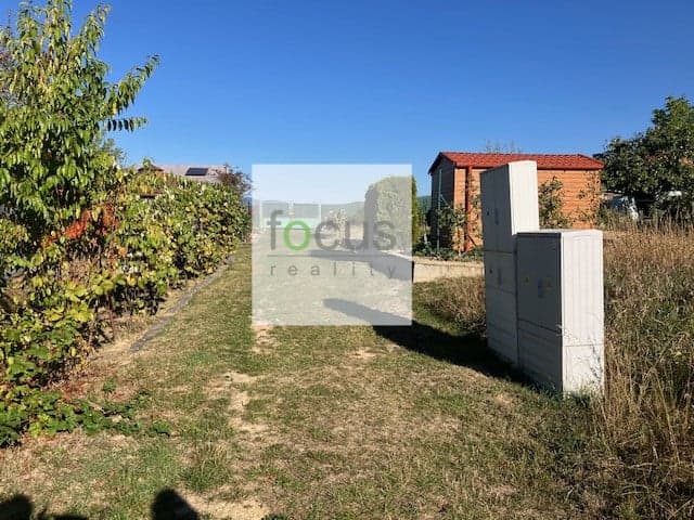 Záhradka 380 m2 Amfiteáter - Zlatý potok