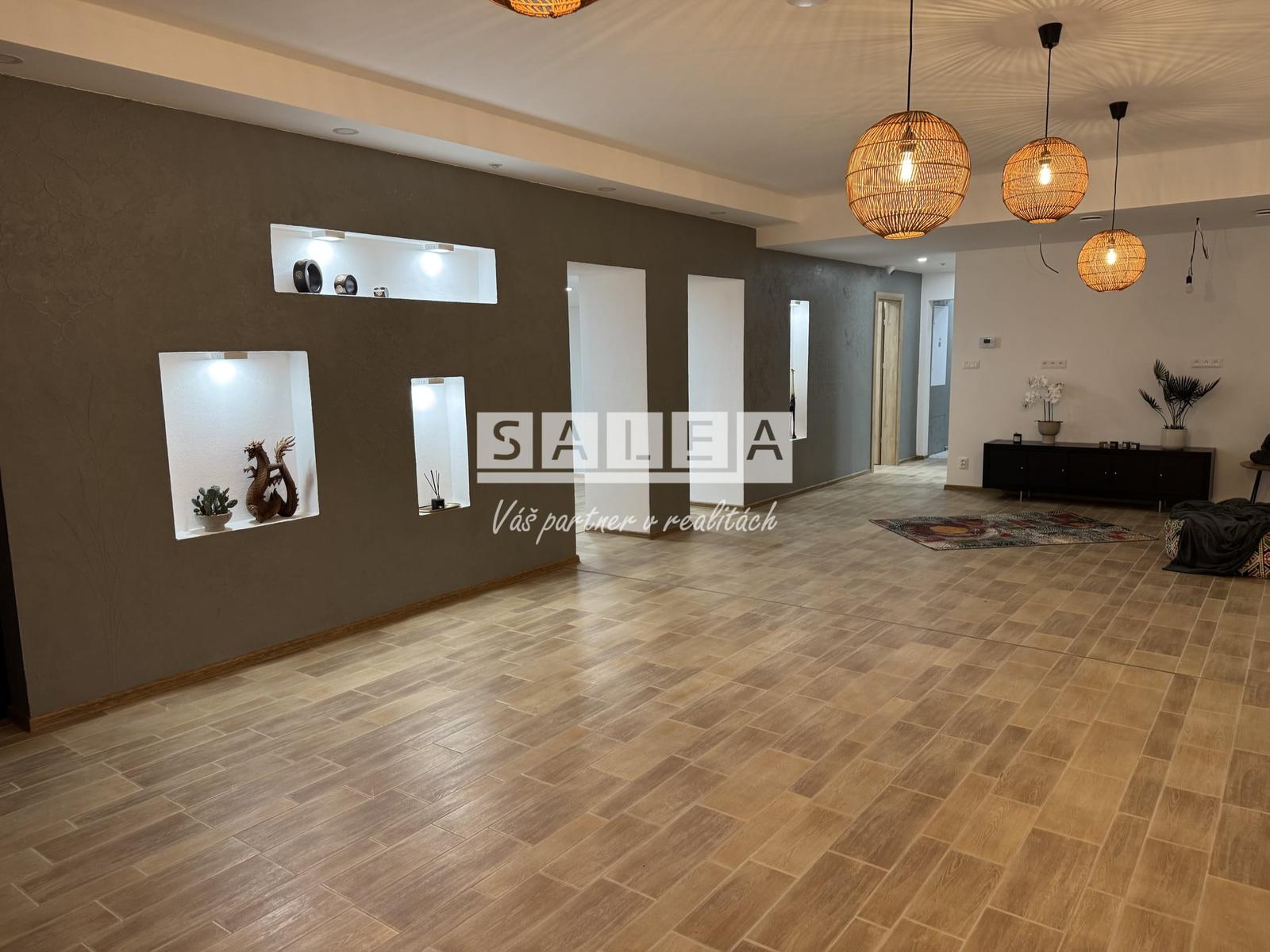 Prenájom pre pestrú ponuku služieb pešia zóna Šaľa 200 m2 alebo po miestnostiach – fotka 2