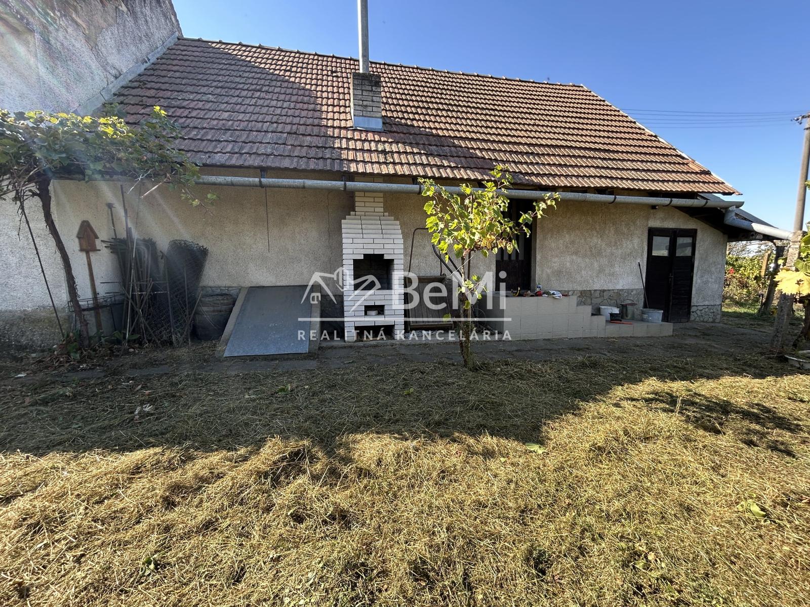 Predaj rodinný dom Preseľany, Šahy 126-12-MIJK – fotka 2