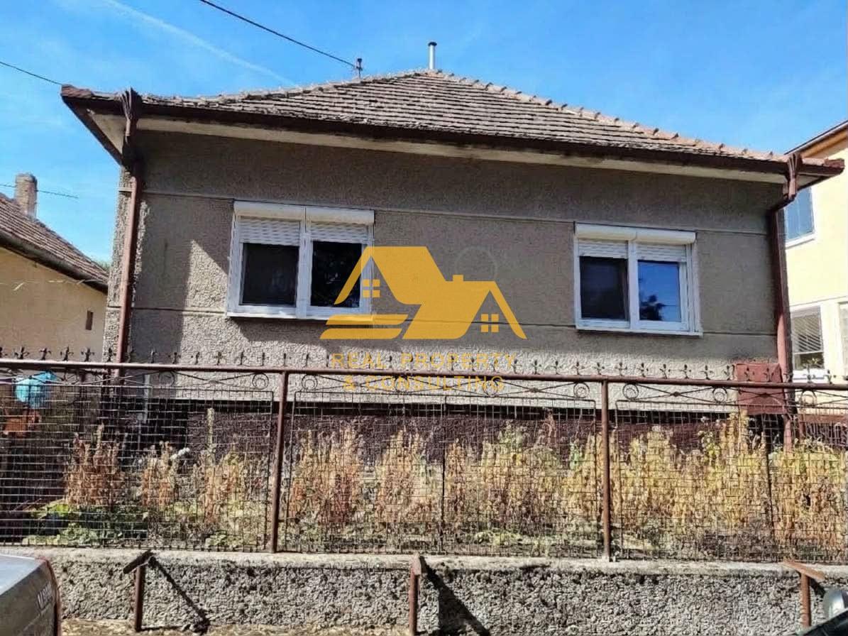 Predám 3 izbový dom v Tvrdošovciach