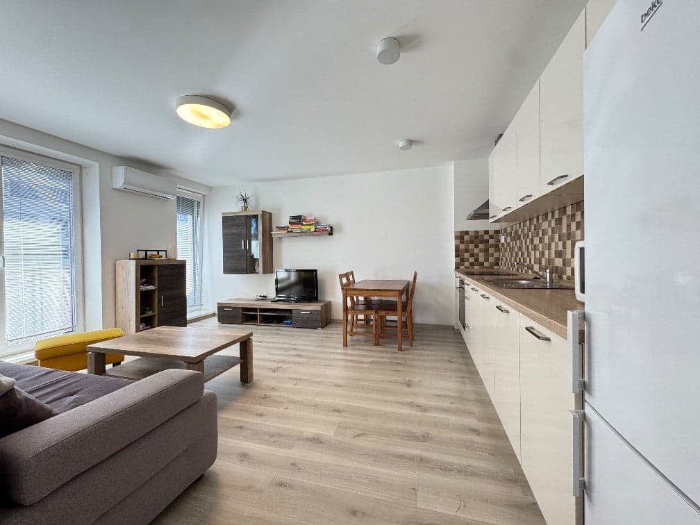 Zariadený 2 izbový byt v centre BA, pet friendly – fotka 2