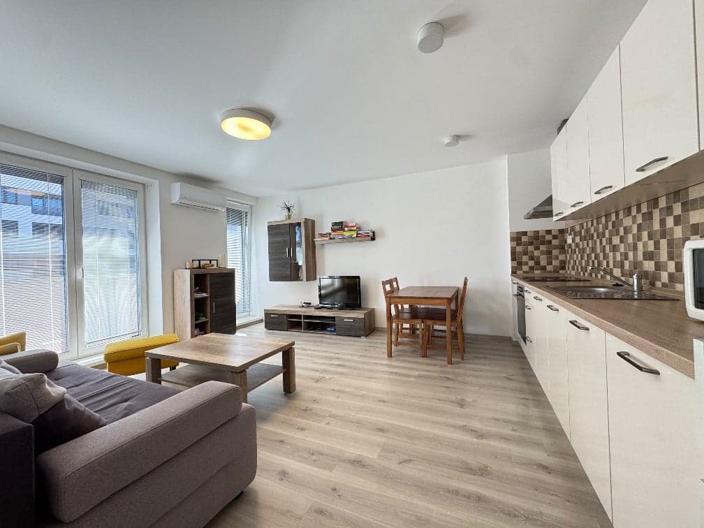 Zariadený 2 izbový byt v centre BA, pet friendly