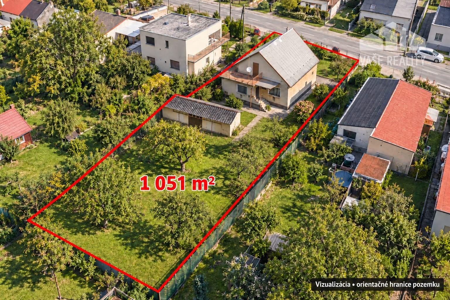 DOM S POTENCIÁLOM A VEĽKOU ZÁHRADOU – PREJTA, POZEMOK 1 050 m²