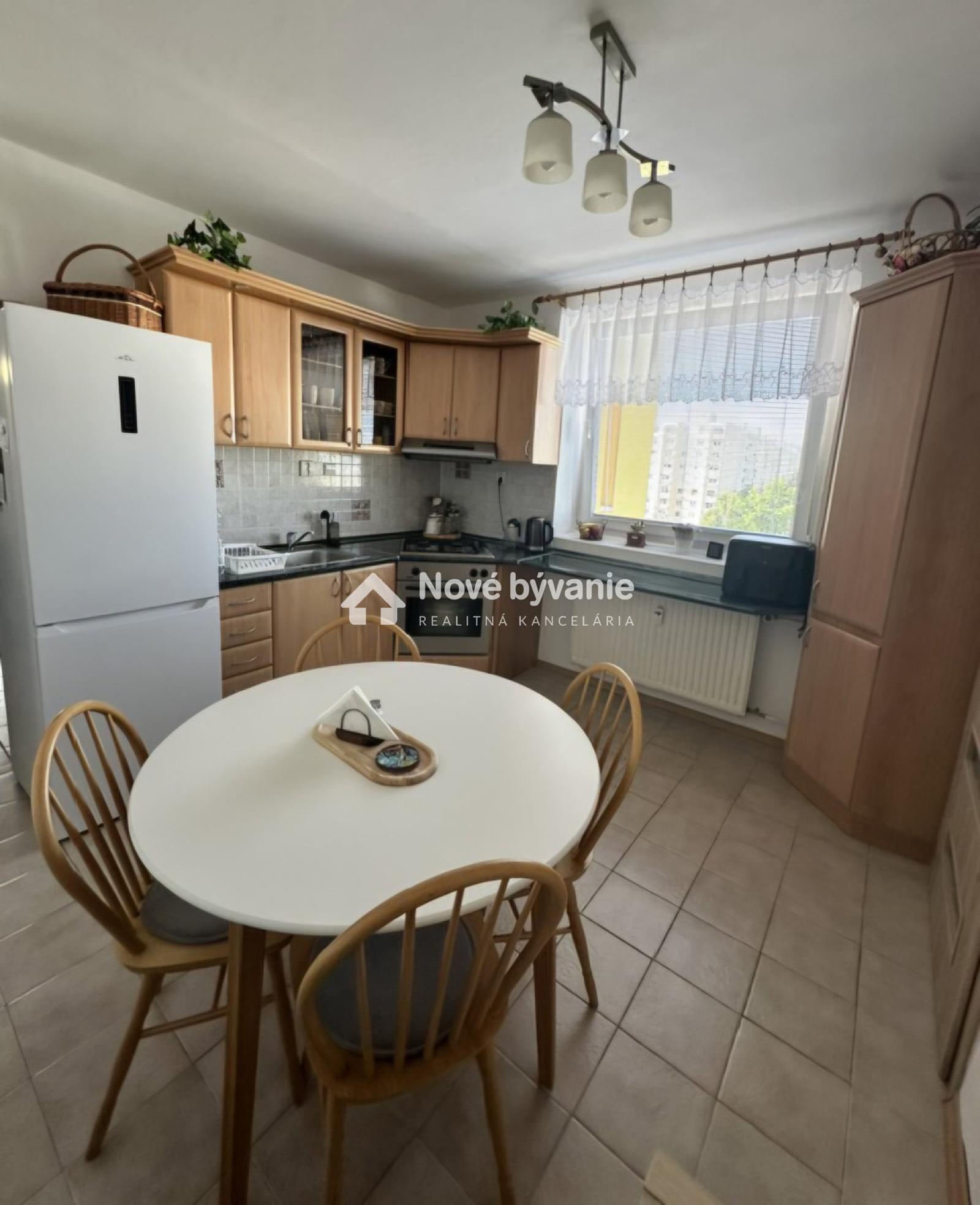 EXKLUZÍVNE na predaj 3 izbový byt, Humenné (N291-113-MIM) – fotka 2