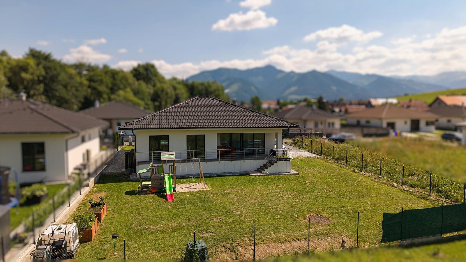 Na predaj 4 izbový rodinný dom - Liptovský Mikuláš, Svätý Kríž