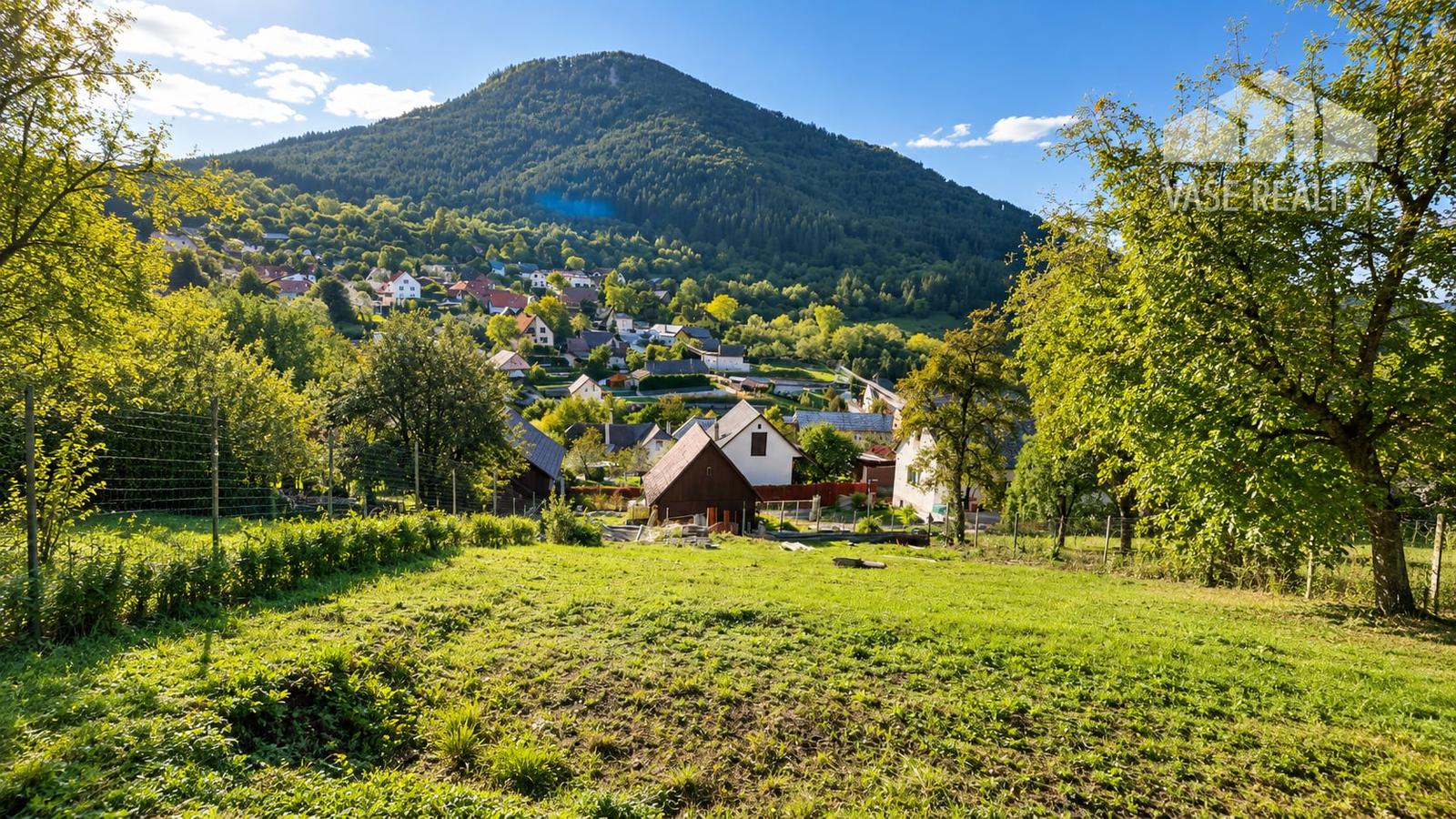 Stavebný pozemok 750 m2 v Košeckom Podhradí s nádherným výhľadom