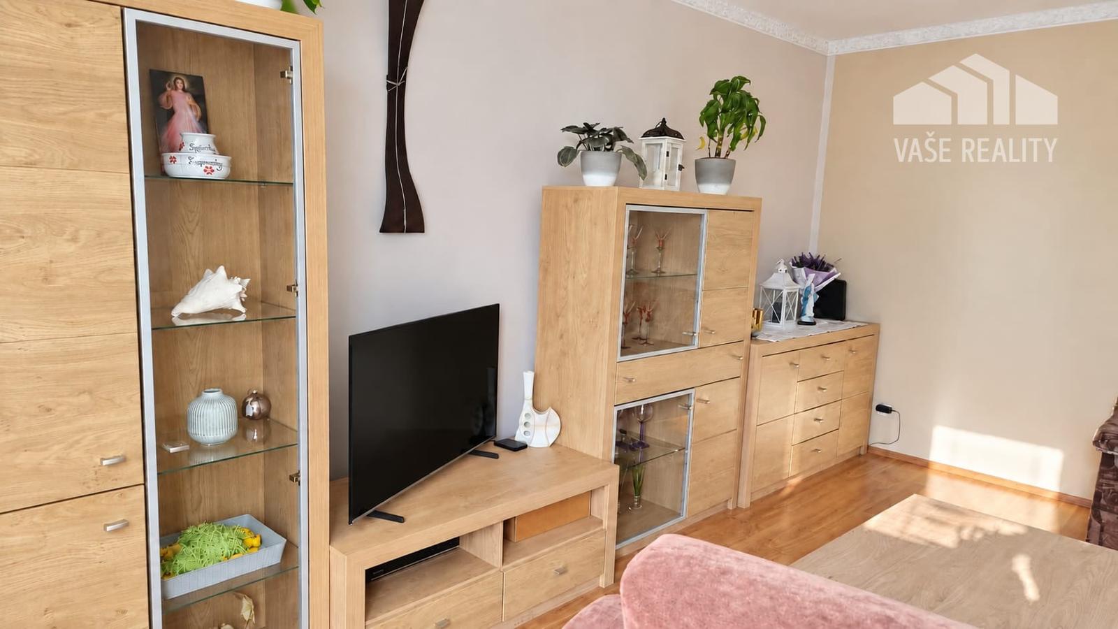 PRENÁJOM | 3-IZBOVÝ BYT | 80 m² | 2 BALKÓNY | ZARIADENÝ | CENTRUM I – fotka 2