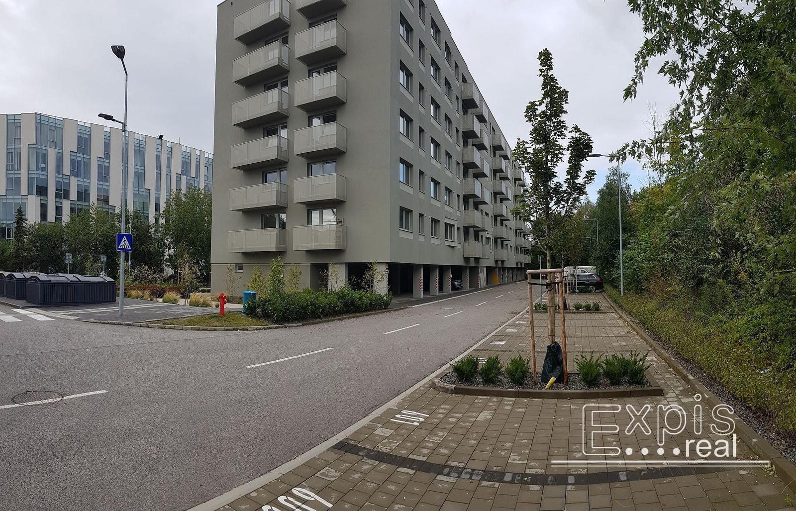 PRENÁJOM parkovacie miesto, Ovocné sady, Bratislava – Ružinov, EXPIS REAL