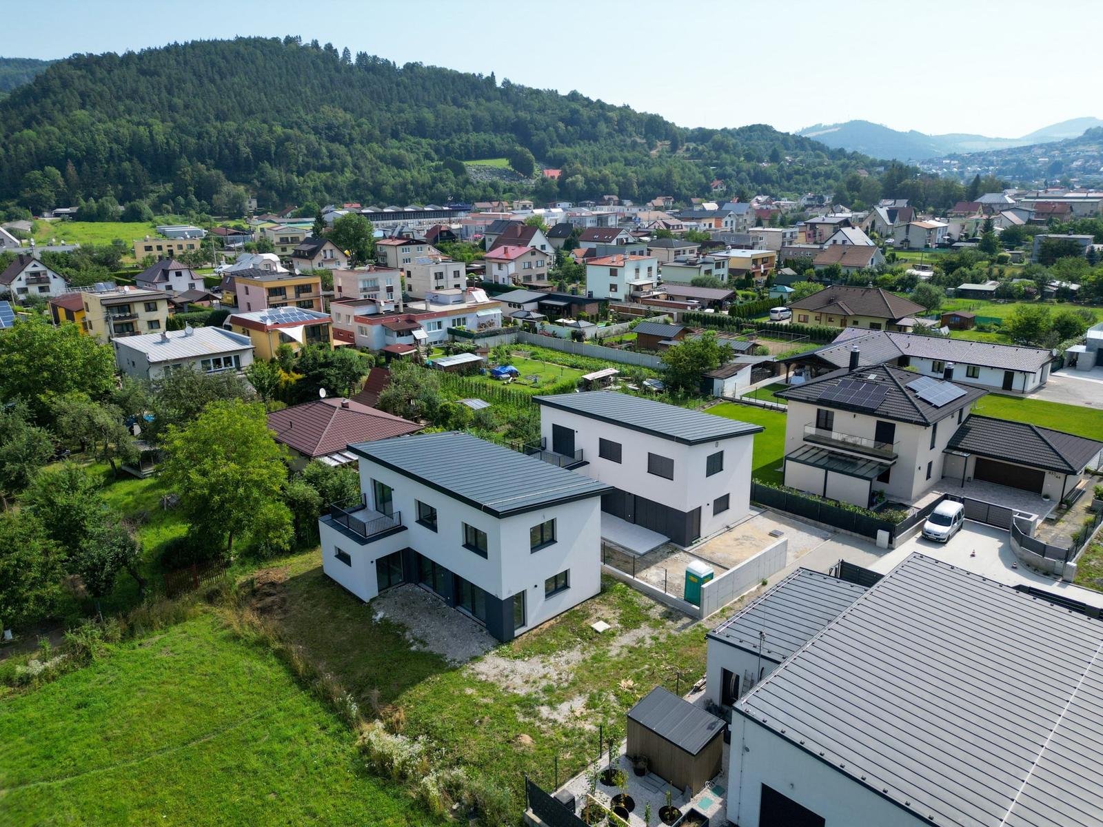 TARGETreal | Novostavba nadštandardného 5-izbového domu