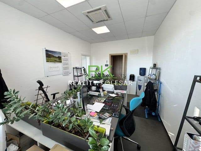 RealityKolesár prenajíma priestor 35m2 Dunajská pri SPP Košice IV JUH. – fotka 2
