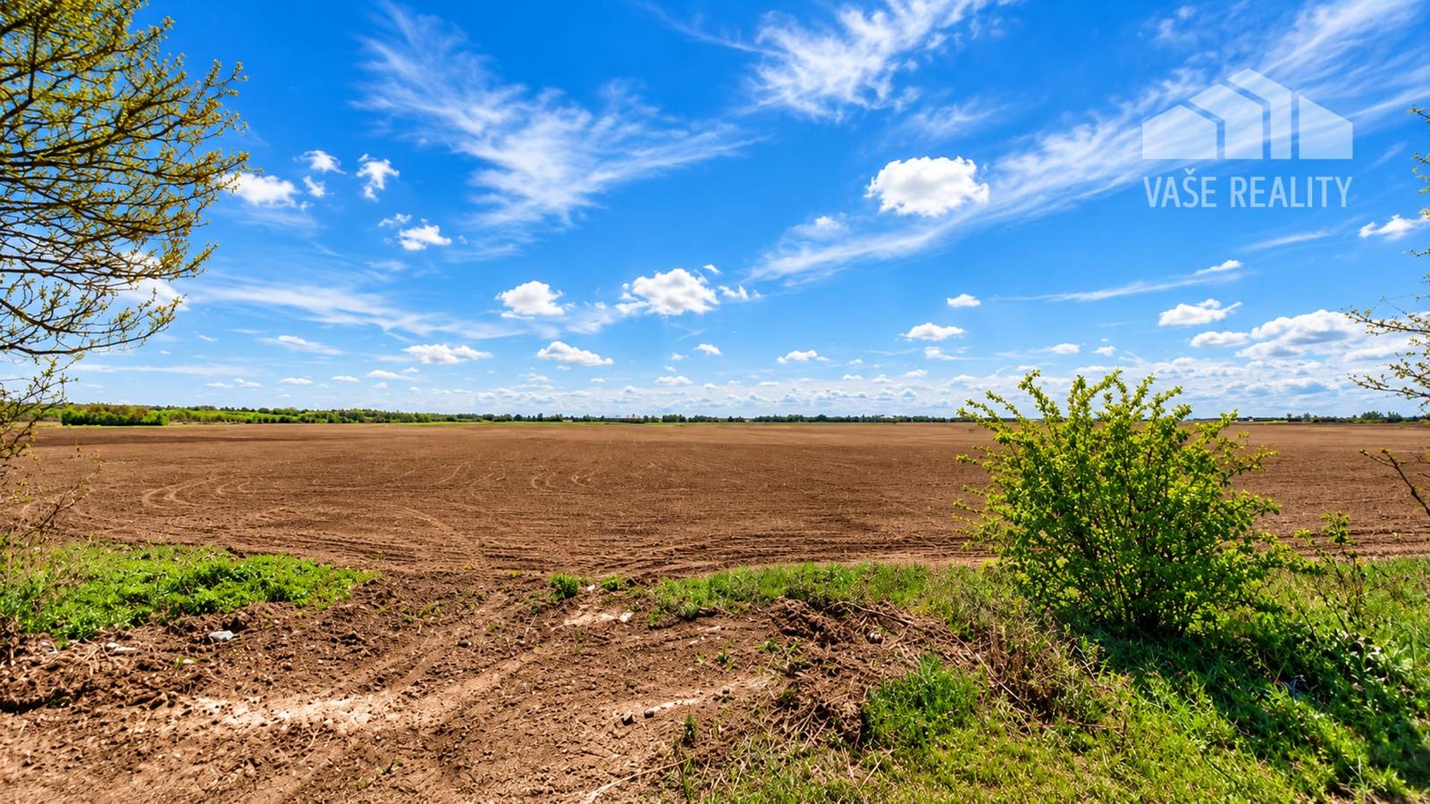 Na predaj pozemok 1 600 m², Bratislava – Petržalka, Janíkovské pole, Dohoda na cene možná – fotka 2