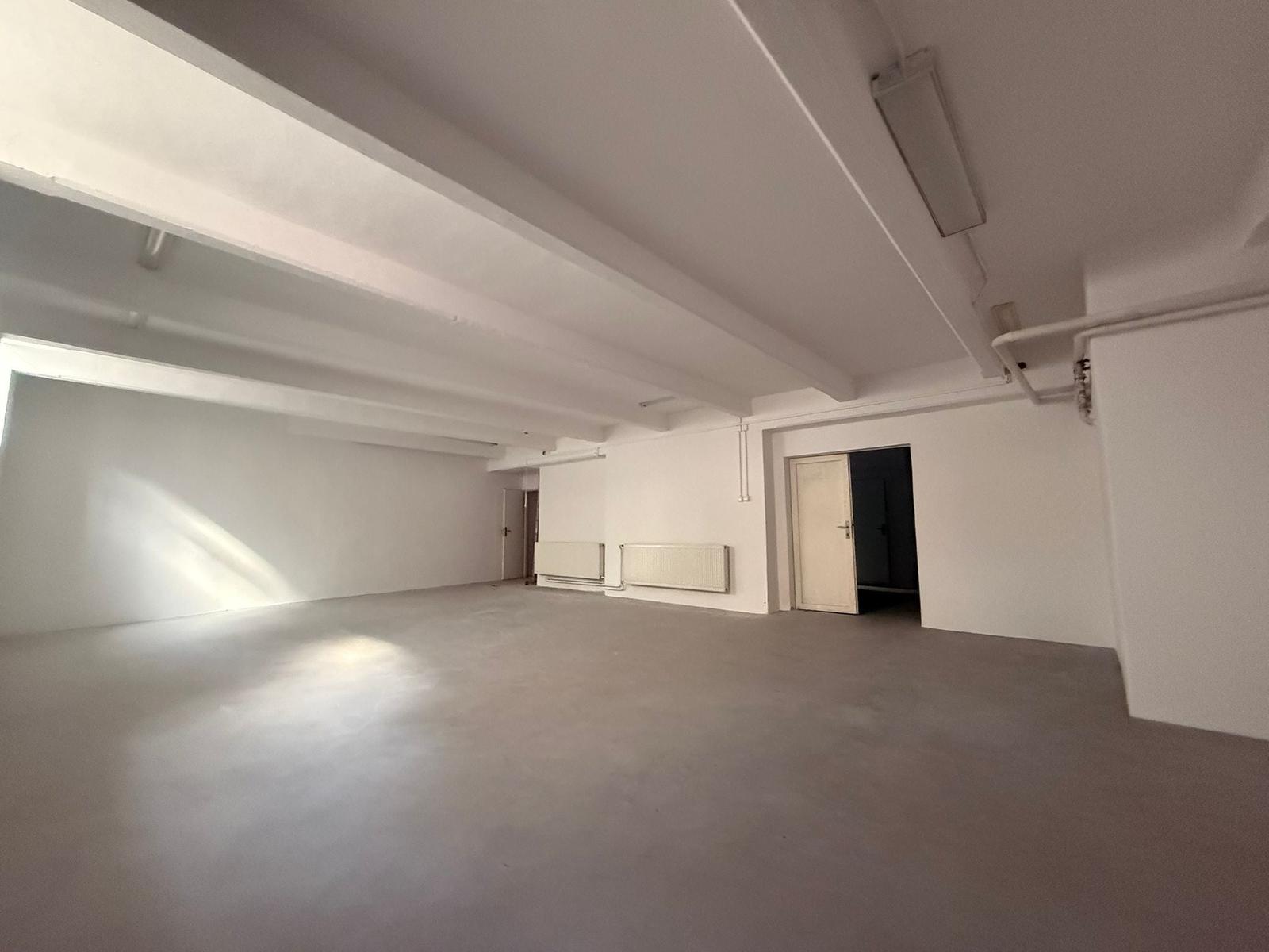 PRENÁJOM: Obchodný priestor 107 m² | Staré Mesto,Groslingova – fotka 2