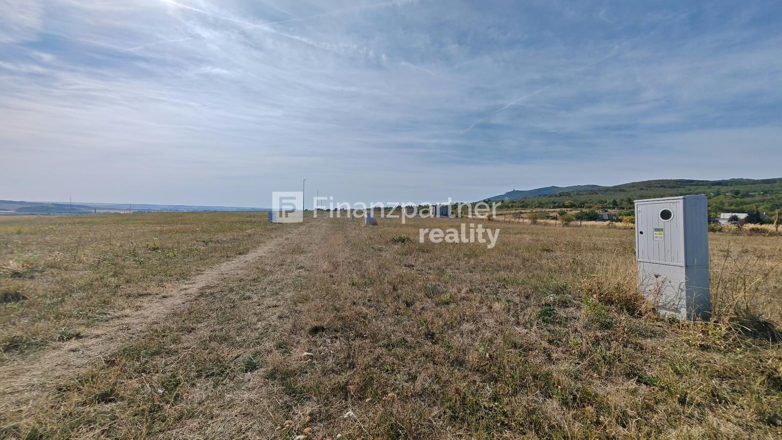 PREDAJ stavebný pozemok v obci Štitáre, okres Nitra