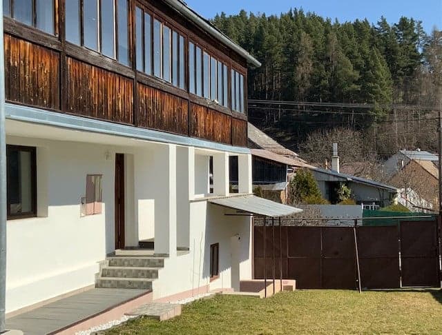 Na predaj vidiecky 2-dom v obci Pohorela