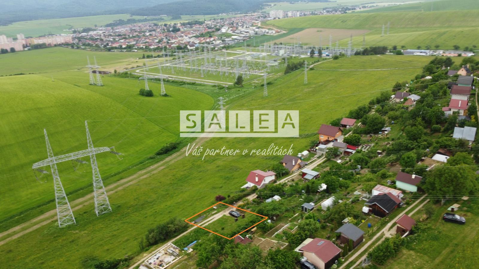 Slnečný pozemok 571m2 s pivnicou – TOP lokalita pri Smižanoch