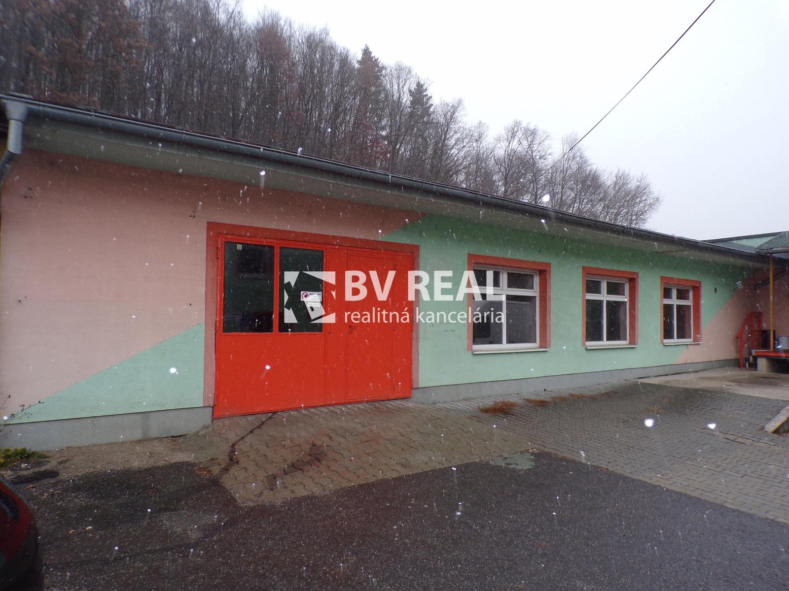 BV REAL Na prenájom komerčný priestor Handlová FM2533 – fotka 2