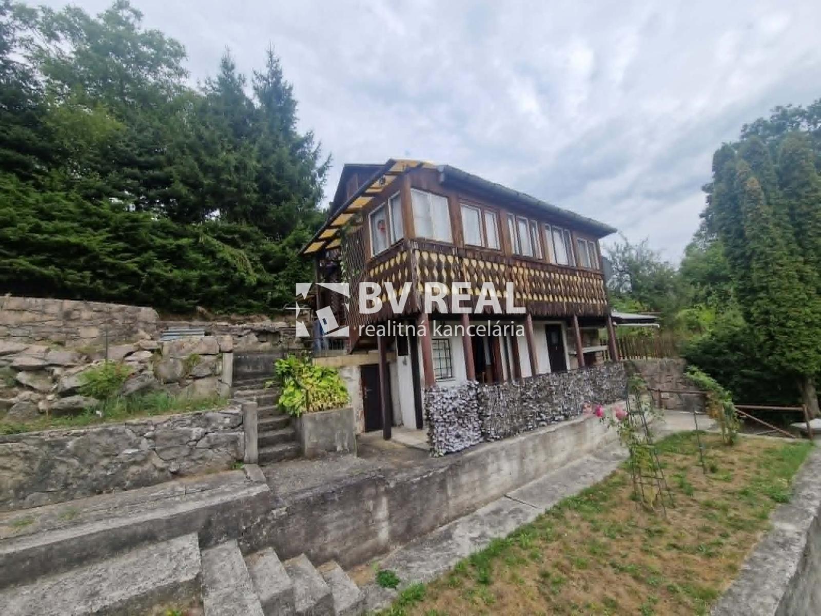BV REAL Na predaj chata a záhrada Bartošová Lehôtka FM2534