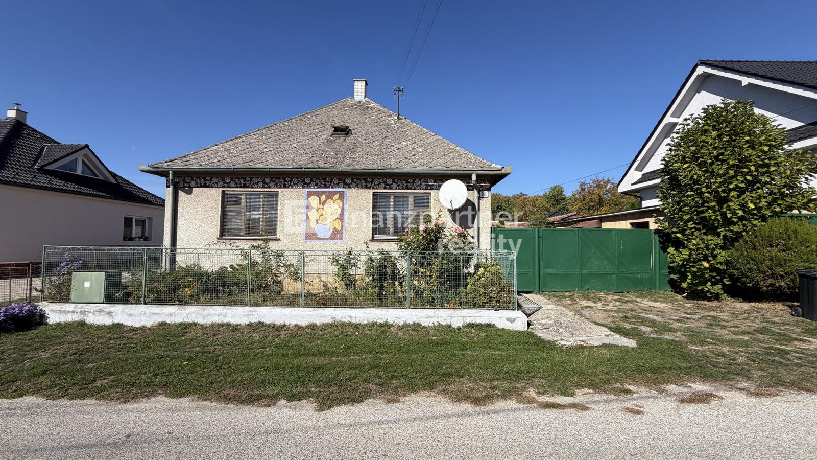 Dom s veľkorysým pozemkom, Nitrianska Blatnica, Topoľčany – fotka 2