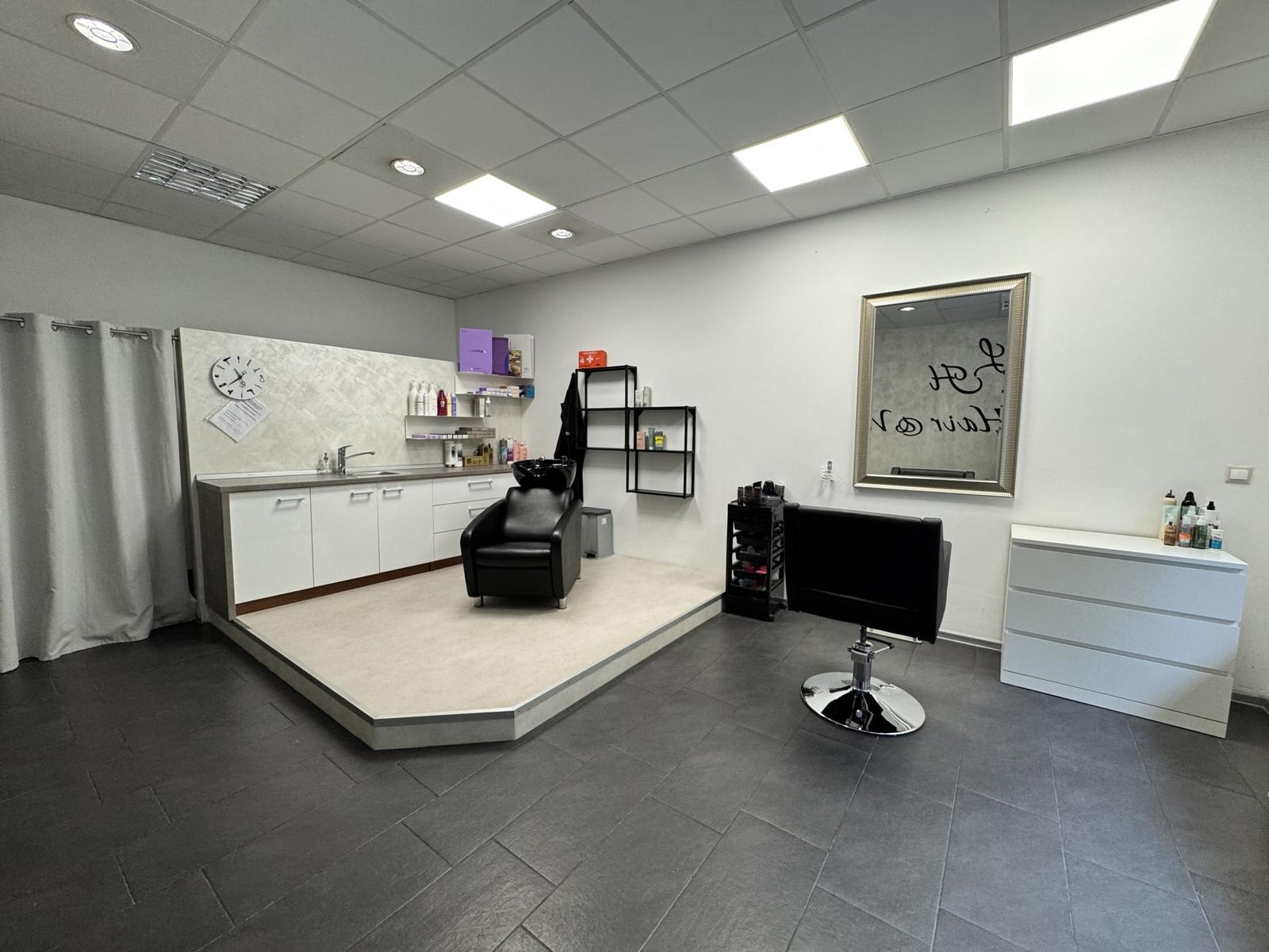 PRENÁJOM obchodné priestory, Piešťany - centrum – fotka 2