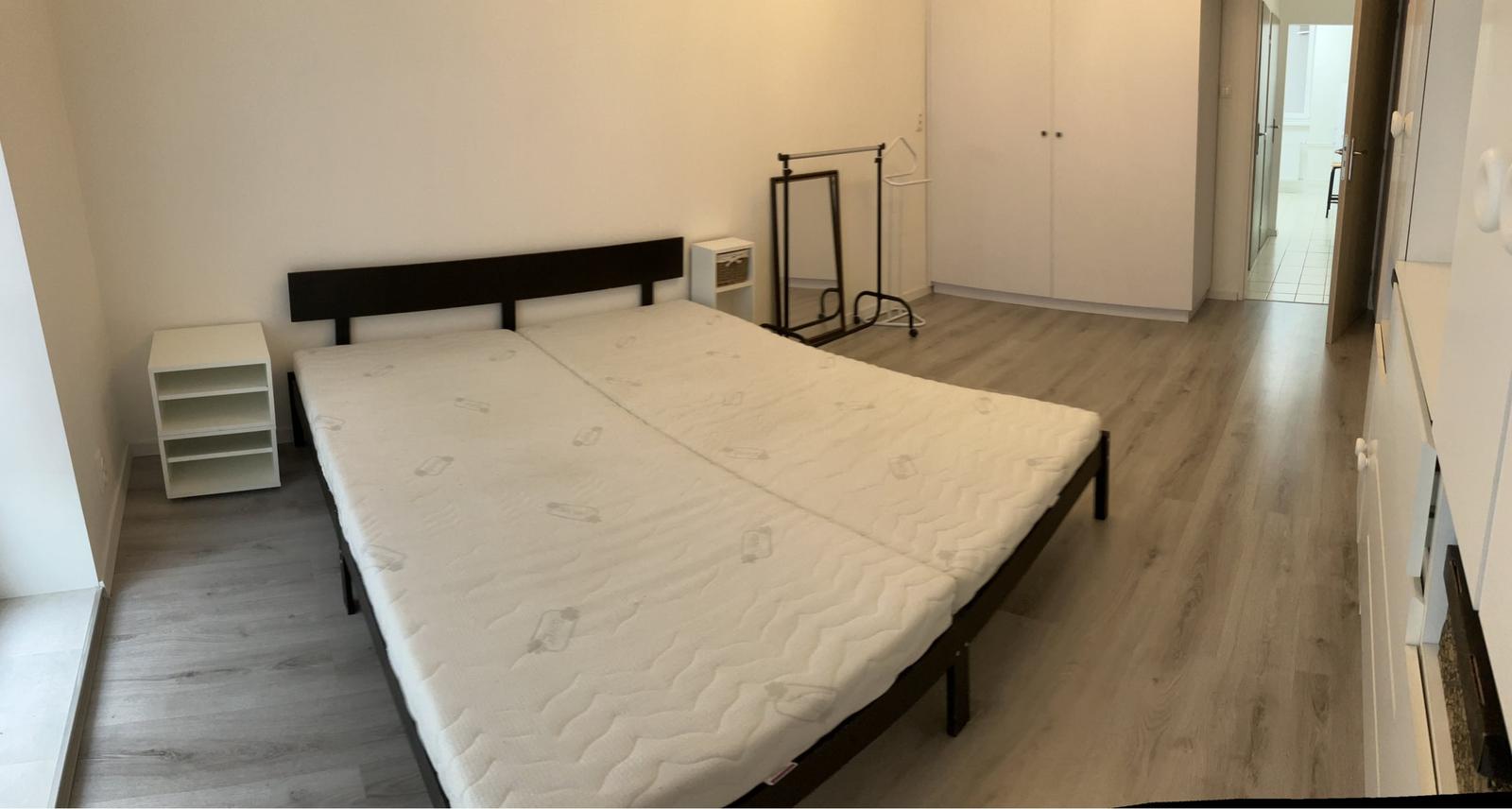Priestranný 2-izbový byt blízko centra - ČSA armády – fotka 2