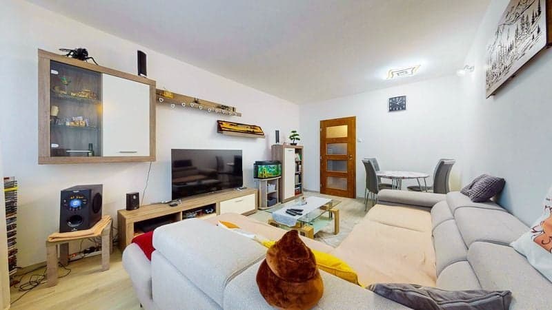 PREDAJ : výborne dispozične riešený 3-izbový byt | 79 m² | Banská Bystrica – Sásová – fotka 2